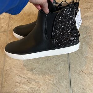 Brand new booties! Size 5